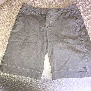NWOT SHORTS